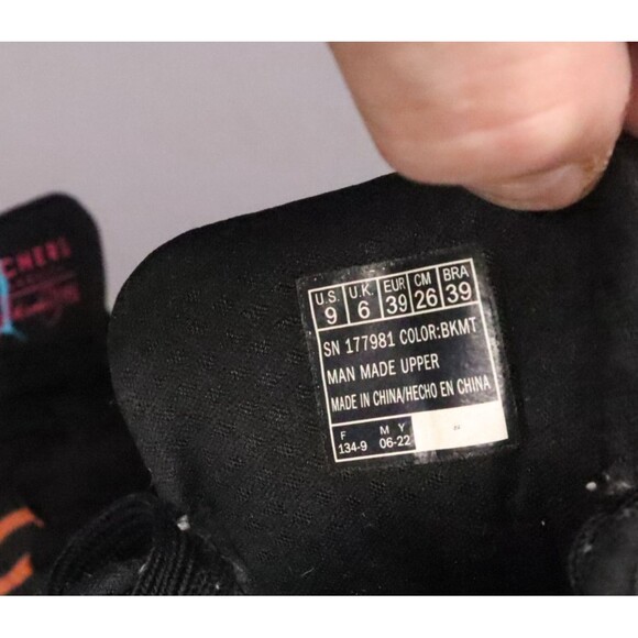 Skechers Black Rainbow Sneakers Women's Size 9 Hearts Love Multicolor - Picture 8 of 11